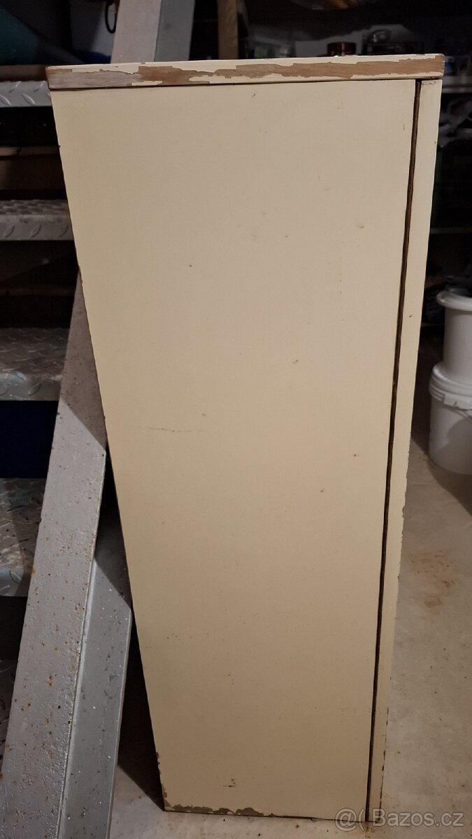 Stará potravinová skříň - 3
