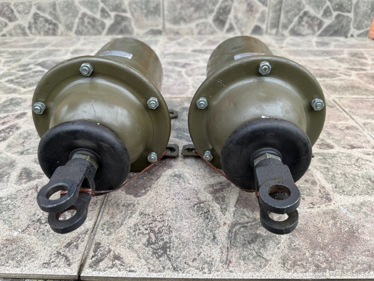 Brzdový válec 2ks asi Tatra 148, Prag V3S - nový - 3