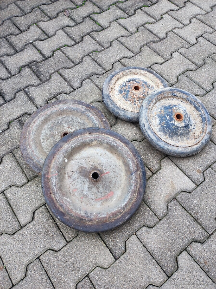 Kolečka - 3