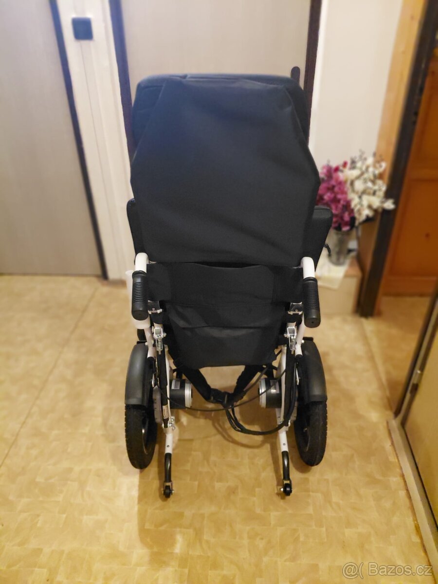 Elektrický invalidní vozík - 3