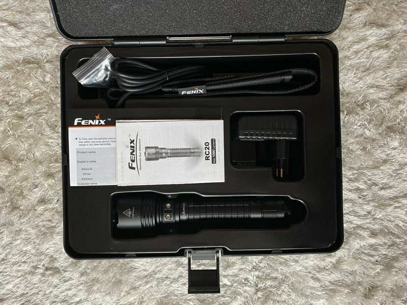 Fenix RC20 1000 lumenů dobíjecí svítilna - 3