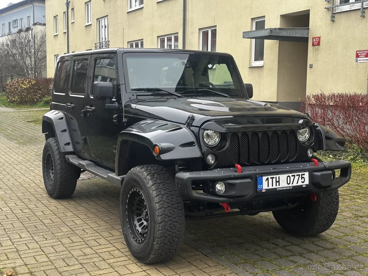 Jeep Wrangler Sahara 3.6 V6 Unlimited 4x4 Kůže Navi 2018 - 3