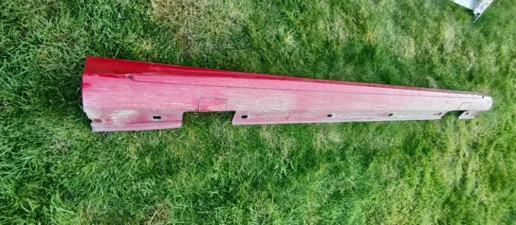 Mercedes A W176 Toyota Yaris IV 4 - podbeh prah kryt - 3