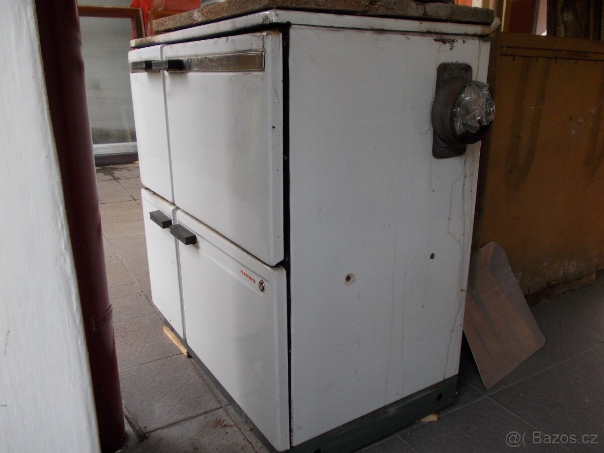 Sporák na tuhá paliva FIKO 90-2. - 3