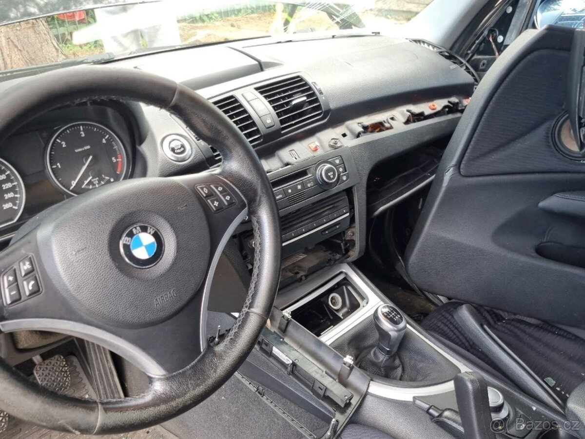 díly z vozu BMW E82 120d černá 475 - 3