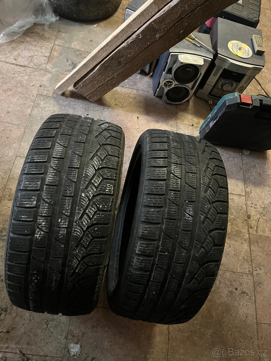 Zimní pneu 245/40/18 - 3