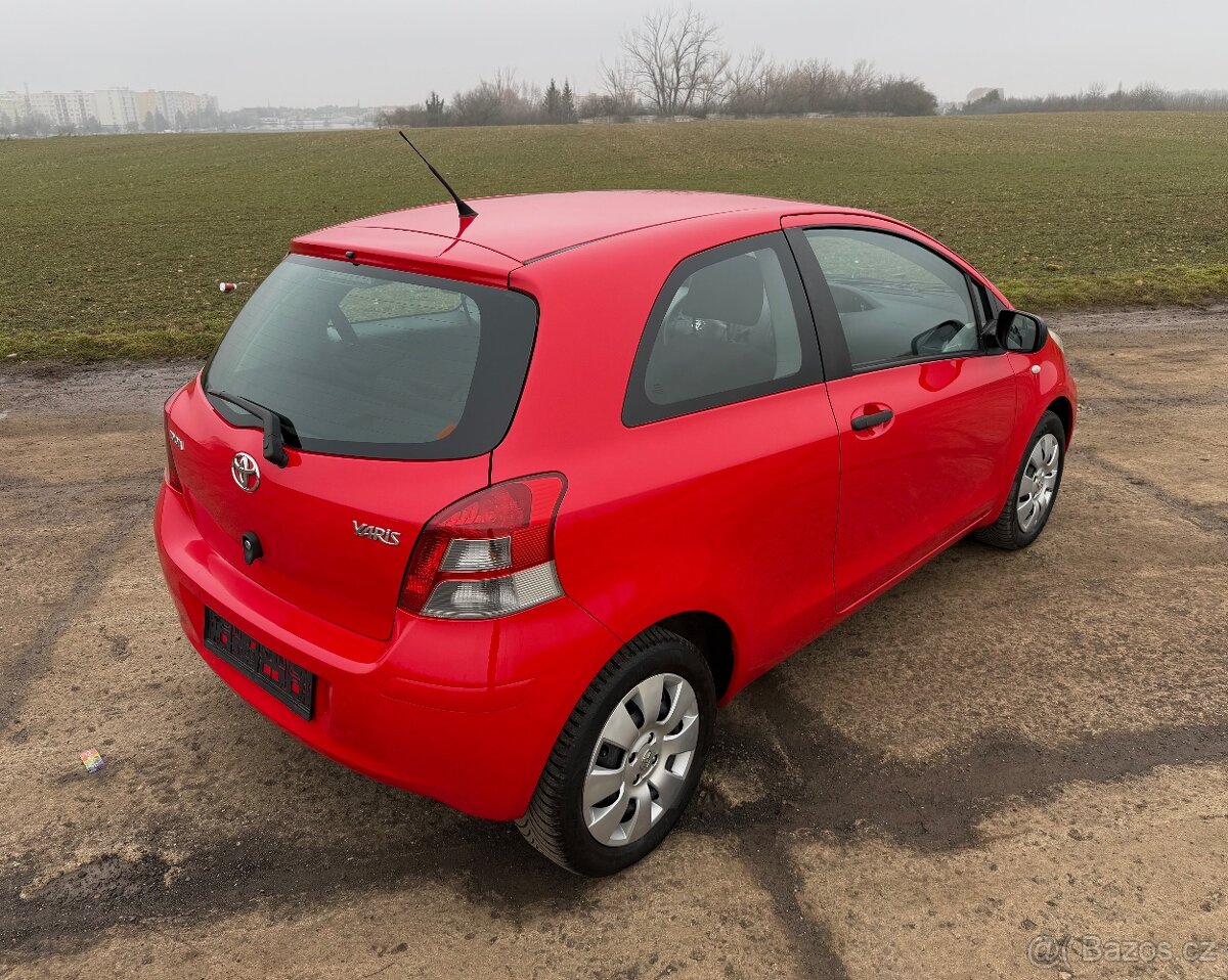 Toyota Yaris 1.0 VVT-i - 3
