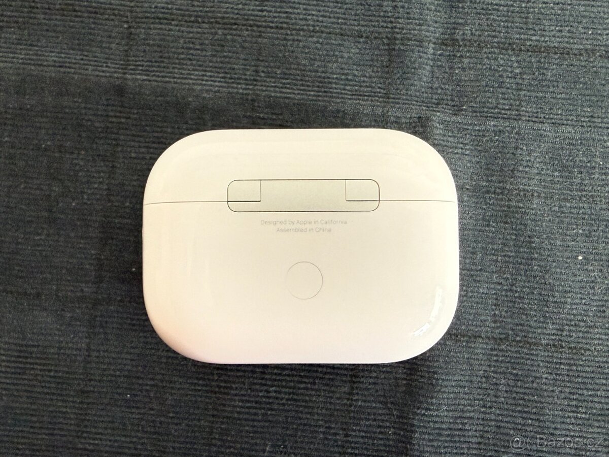 Apple AirPods Pro 2 - 3