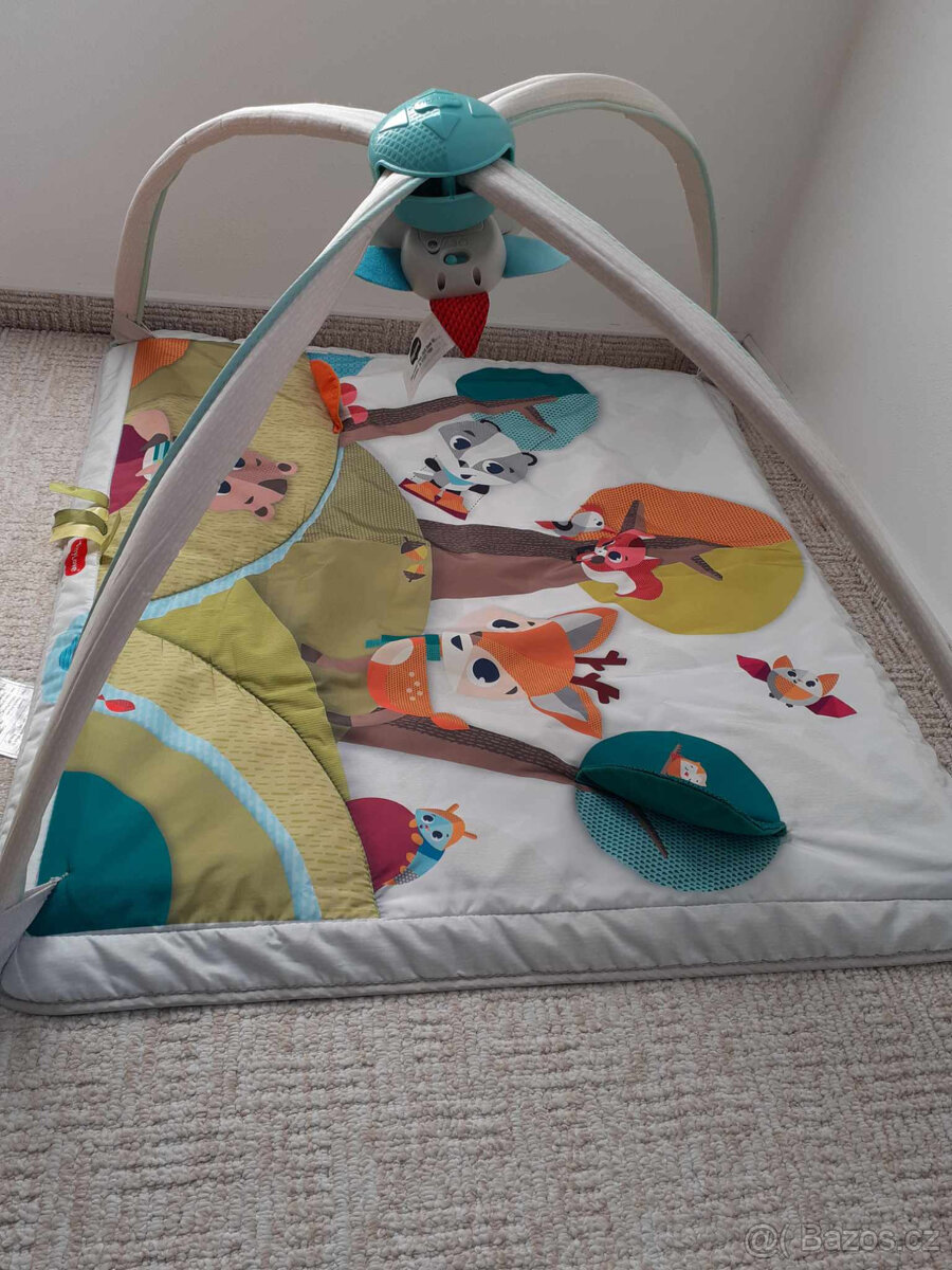 Hrací deka Tiny love s odnímatelnou hrazdičkou - 3