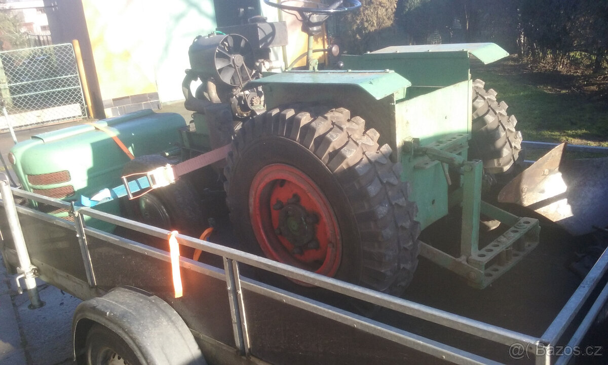 Traktůrek domácí výroby. - 3
