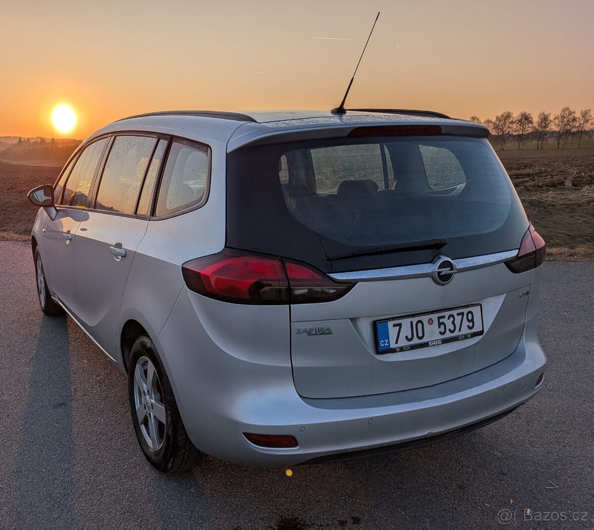 Opel Zafira tourer - 3