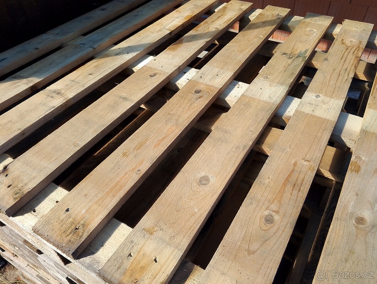 Dřevěná paleta 112x112 - 3