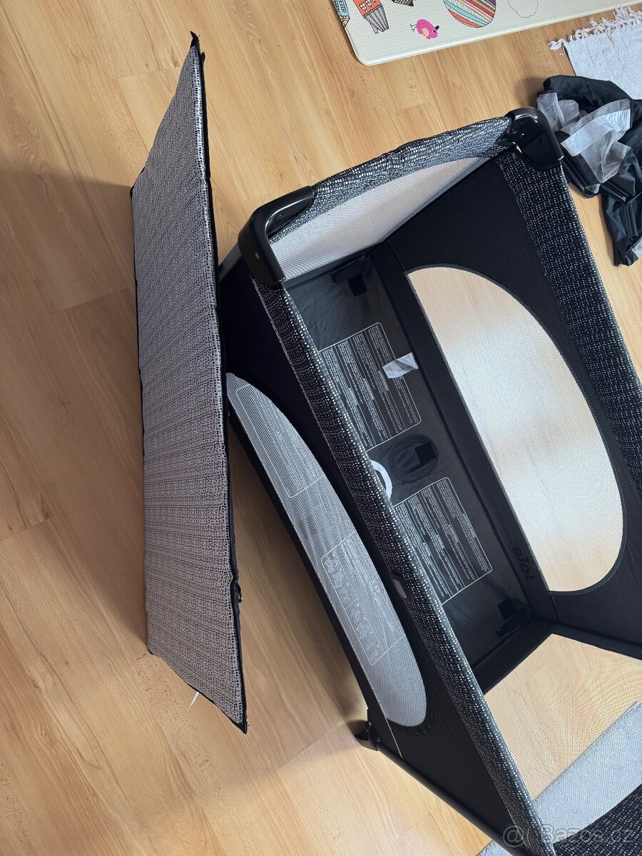 Cestovní postýlka Joie včetně matrace zdarma - 3