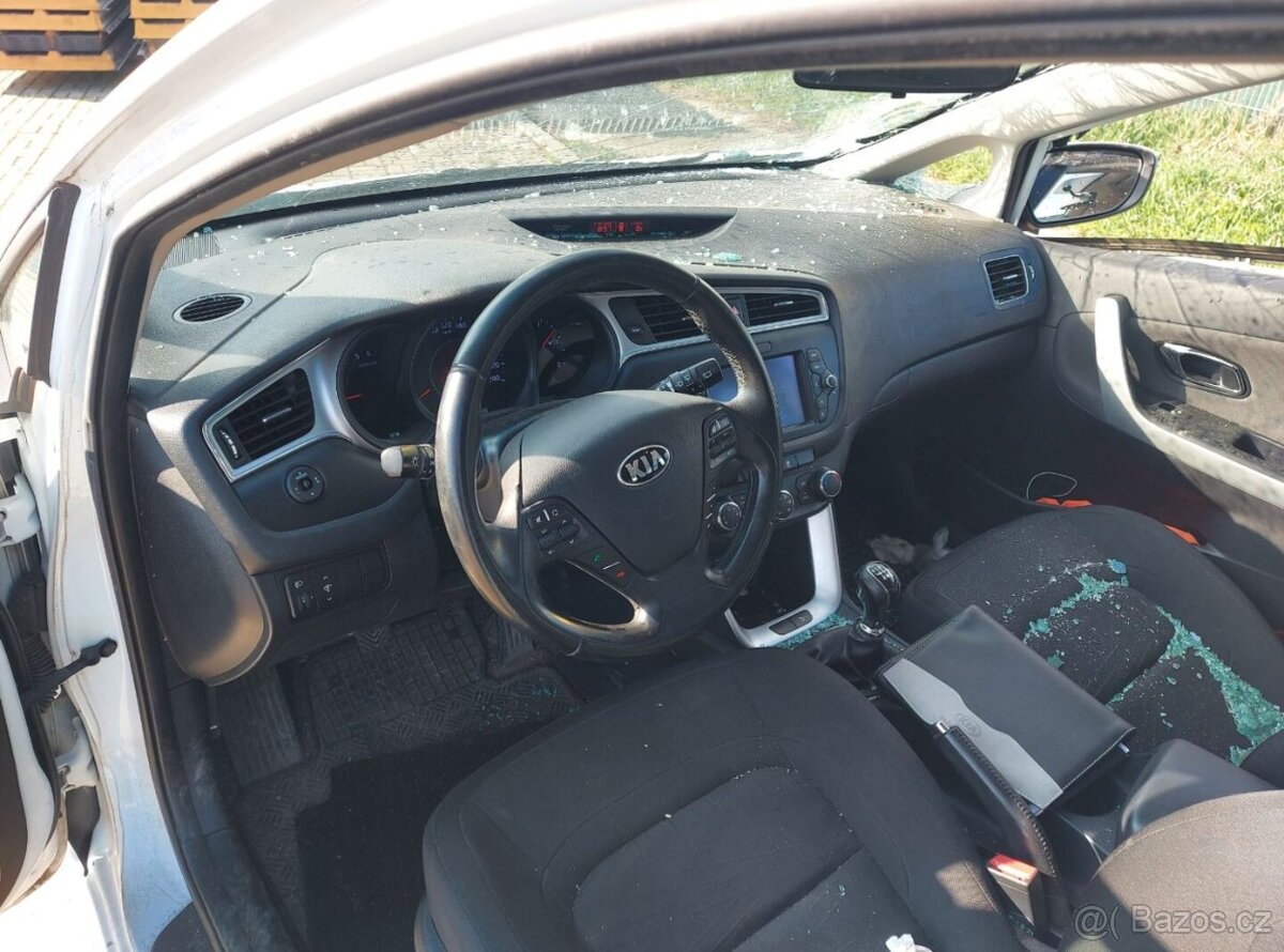 Kia Ceed 2012 - 2017 hatchback 5dv - 3