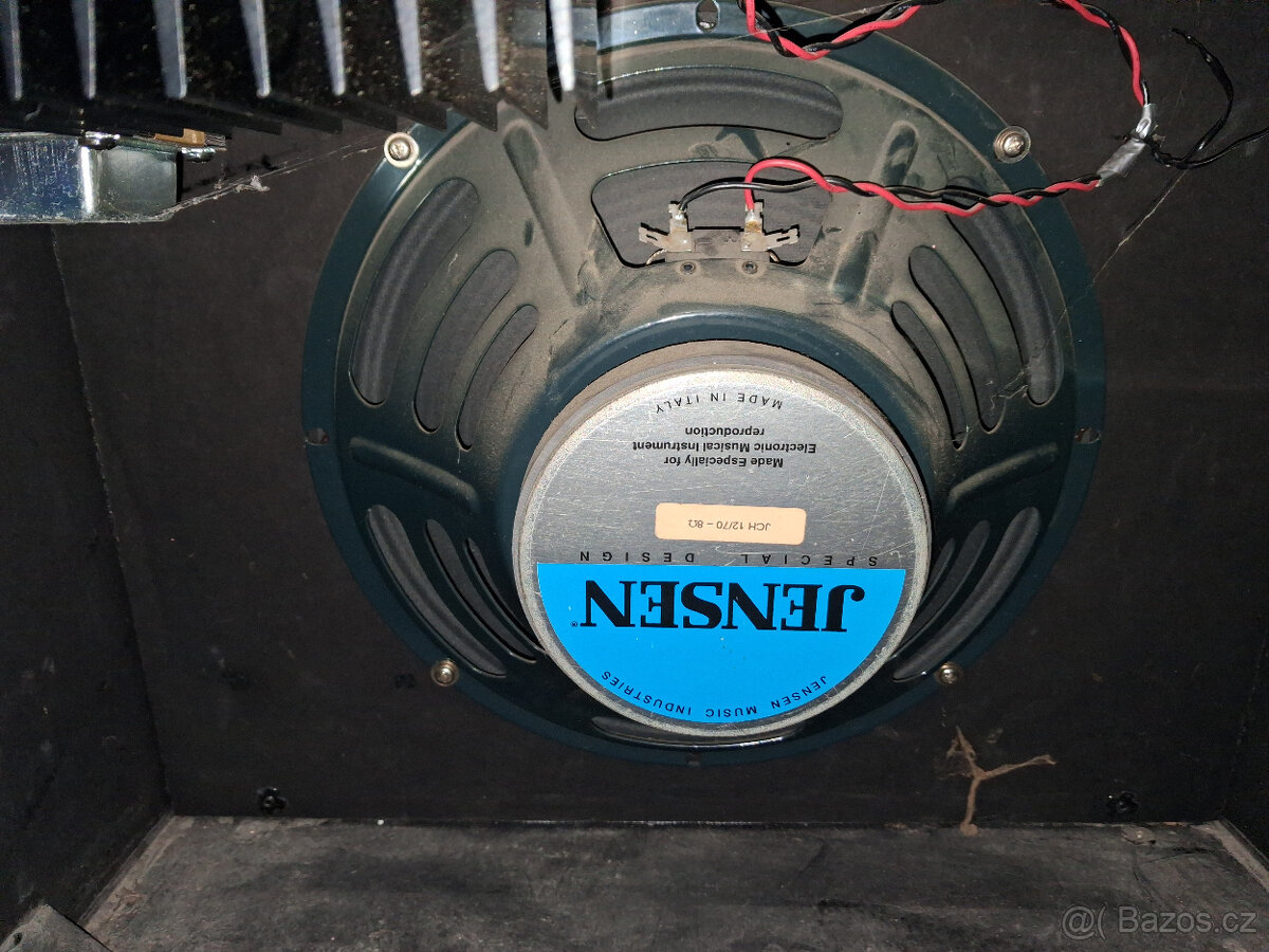 Behringer VINTAGER AC112 + Behringer CONTROLLER FCB1010 - 3