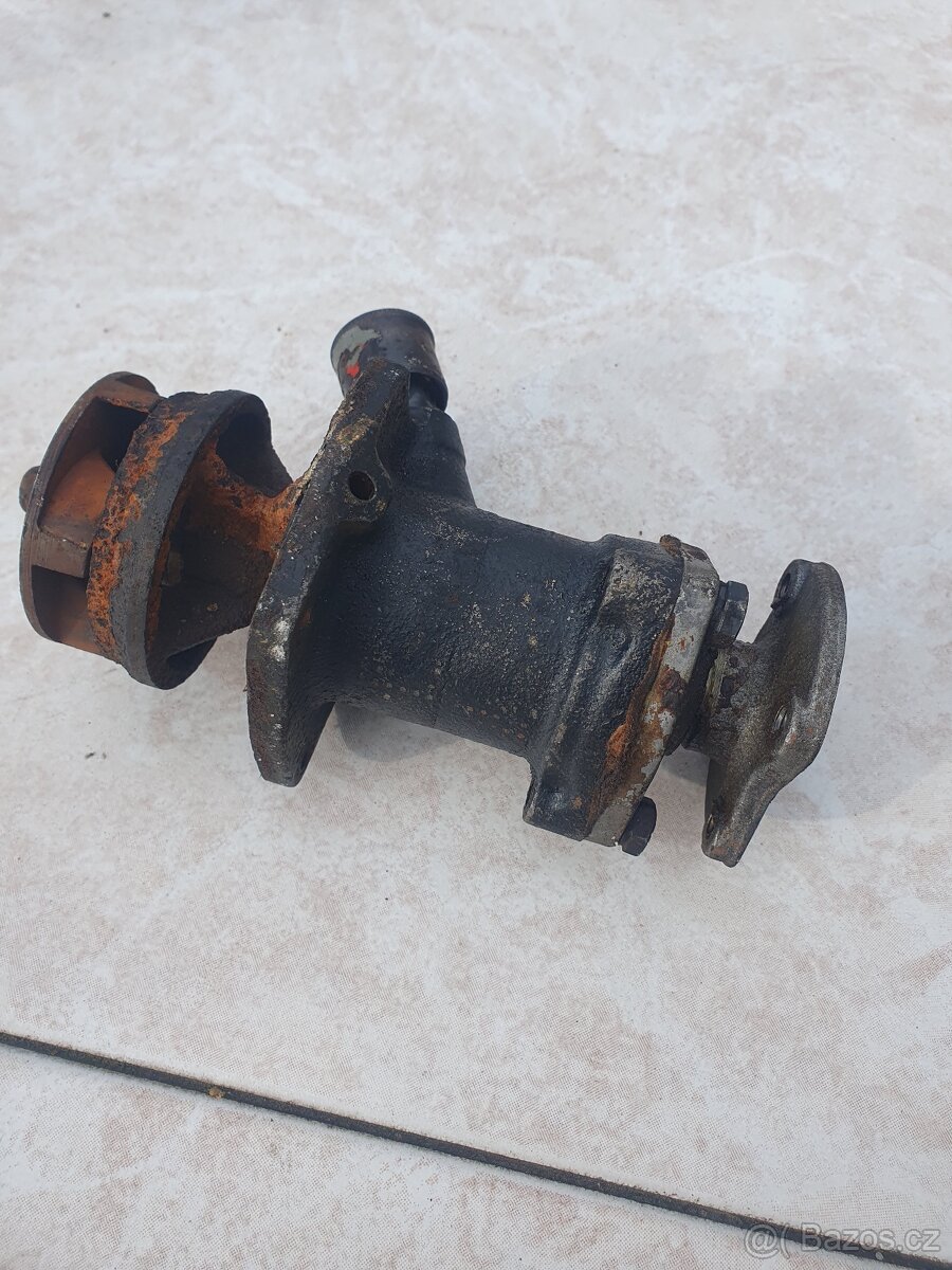 Škoda octavia vodní pumpa - 3