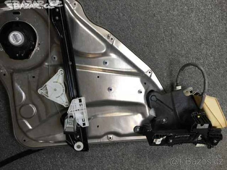 Mercedes benz W212. - 3