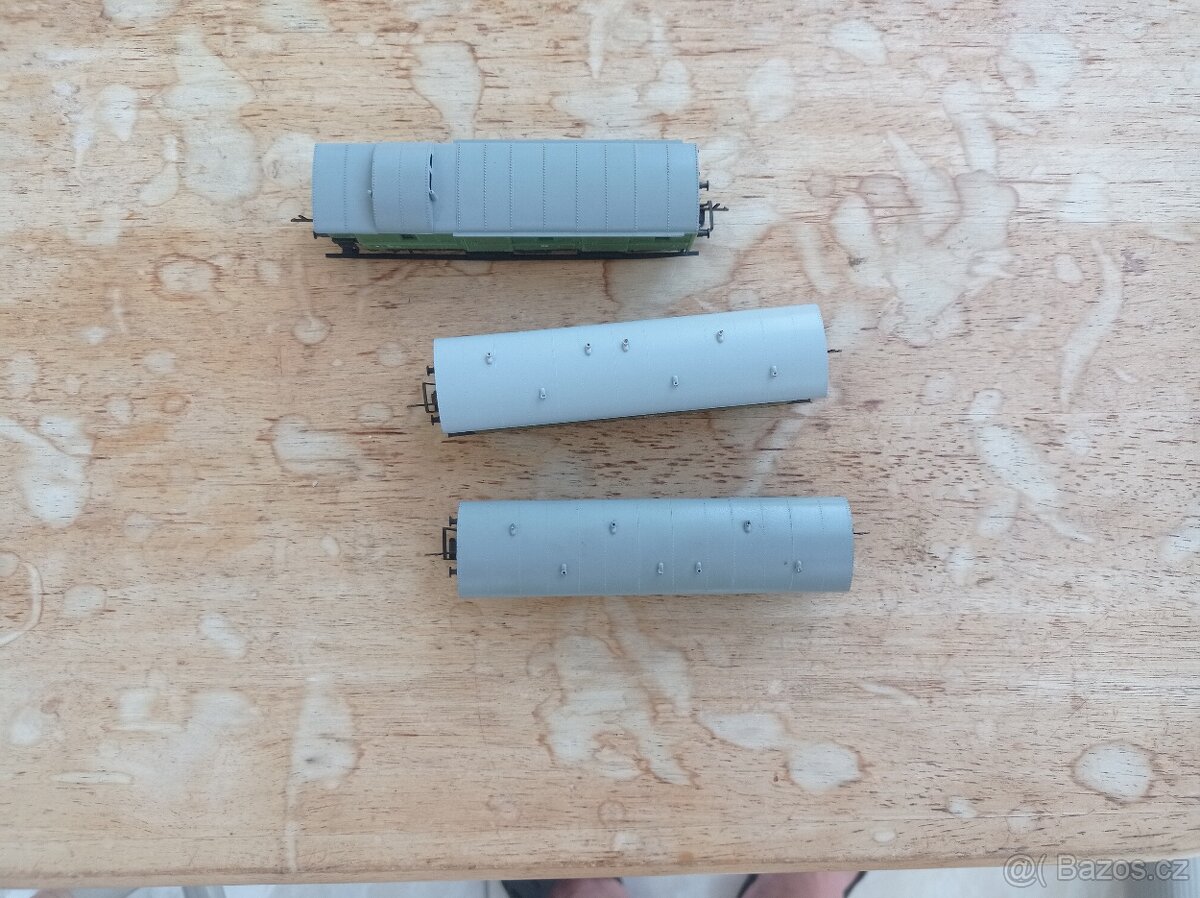 sada vagonků pro vláčky TT - 3