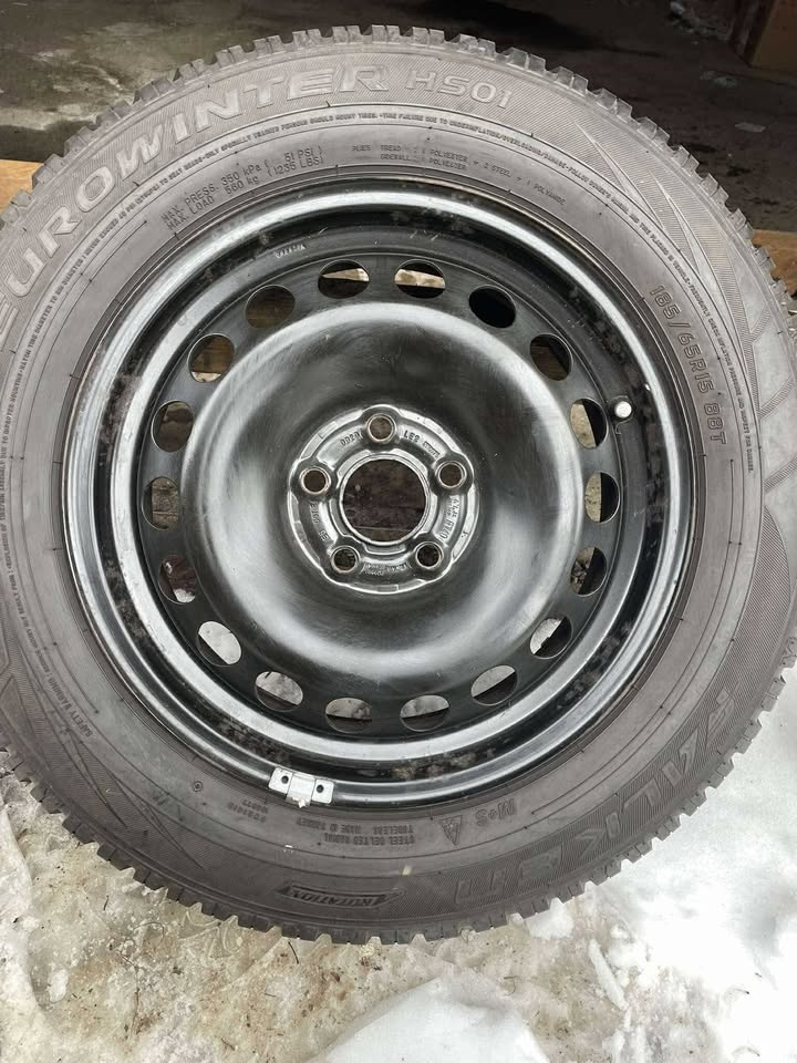 15" plechy 5x112 R15 škoda, VW...185/65-15 zimní jako nové - 3
