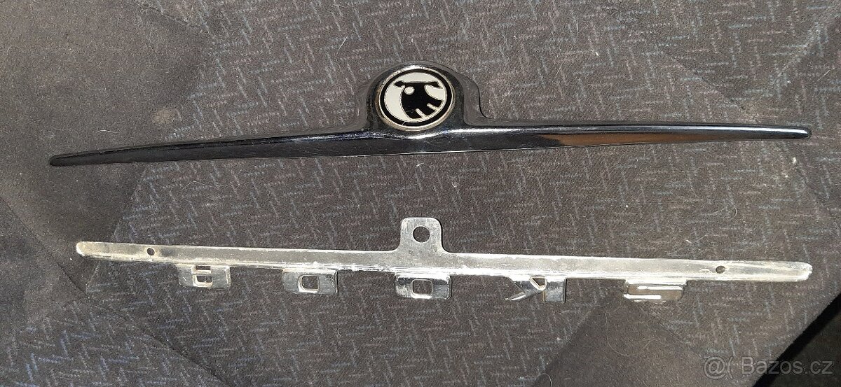 Škoda 1000MB,MBX, Š1203 znak,lišta,nápis předního čela - 3