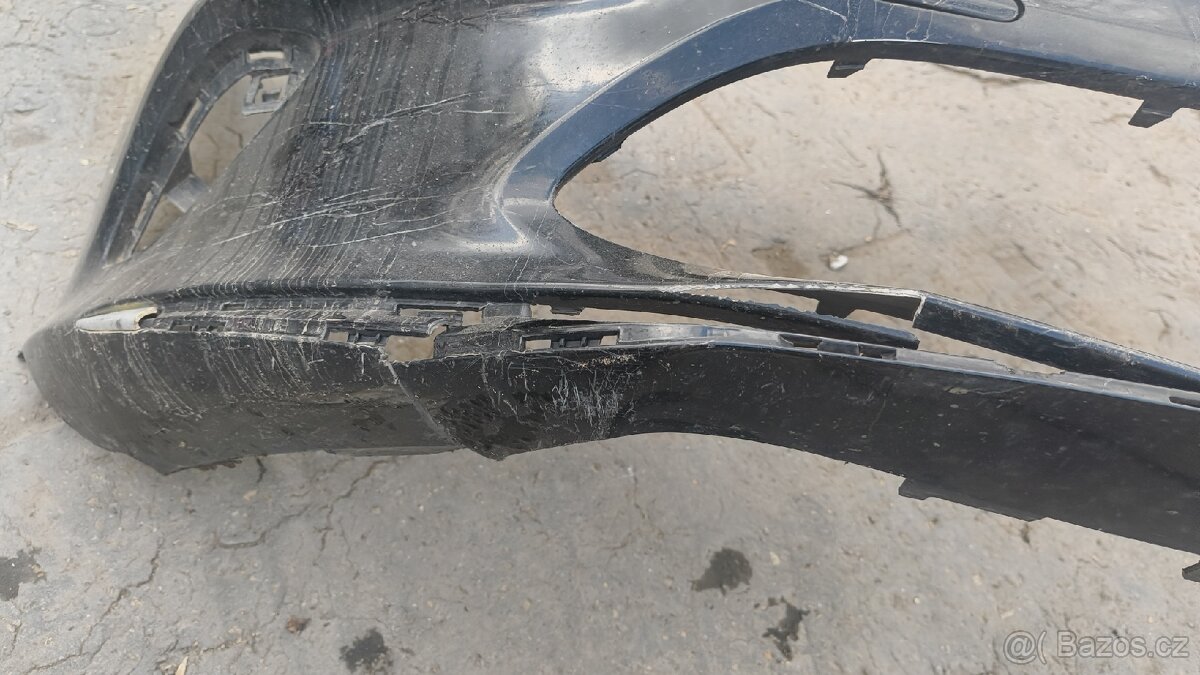 Přední nárazník Mercedes c117 - 3