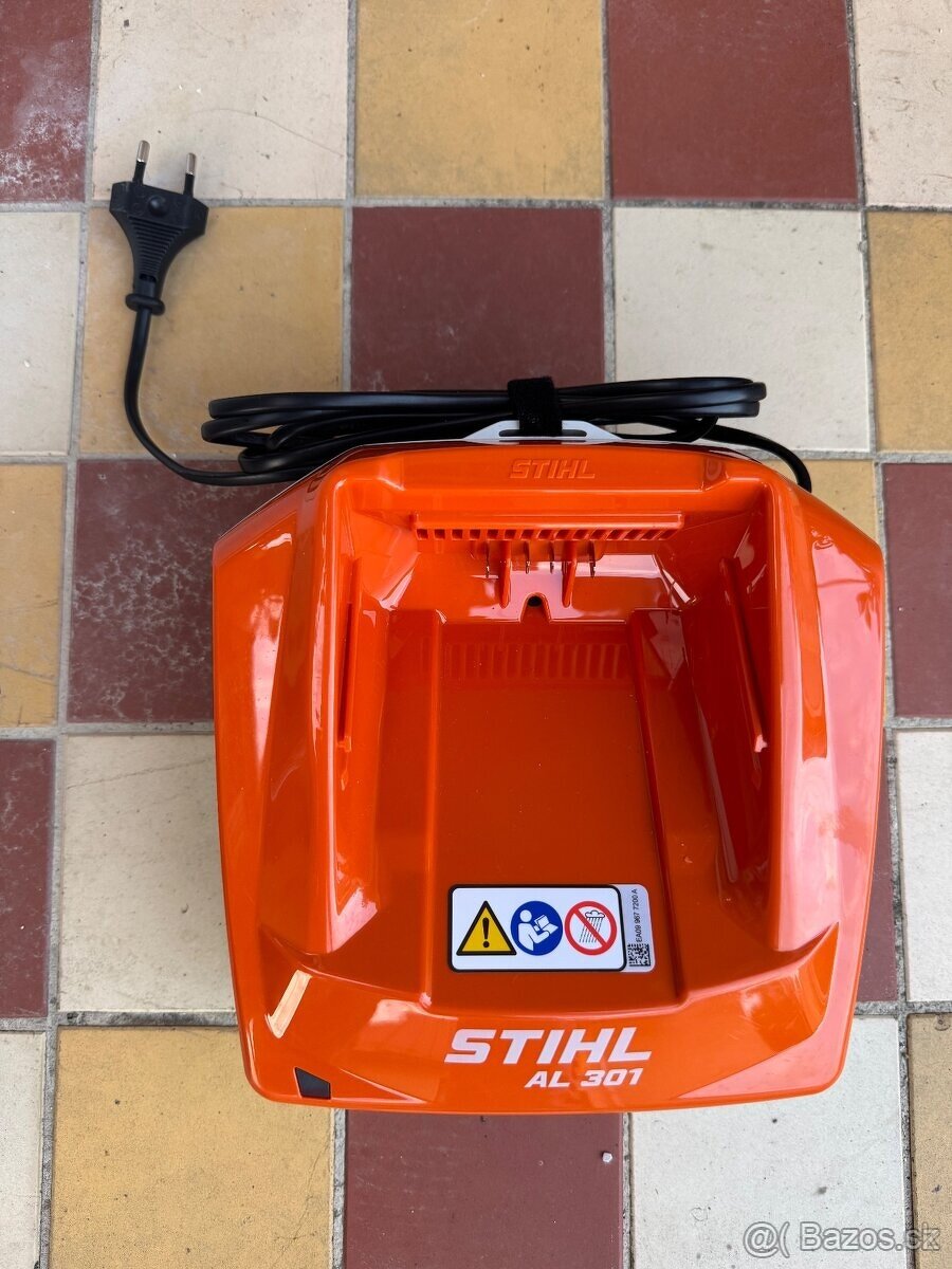 Stihl msa 70 jakou pila, baterky a nabíječka - 3