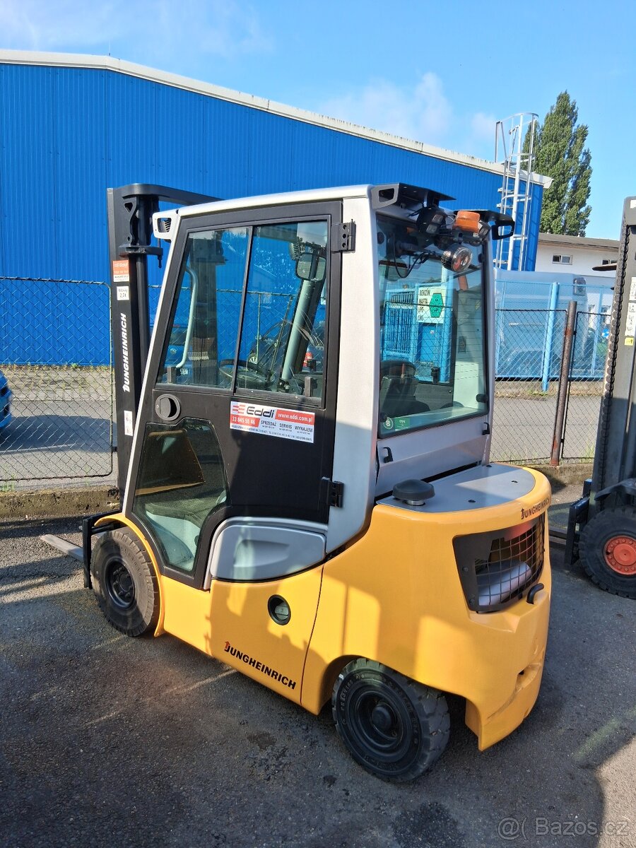 Prodám VZV Jungheinrich - 3