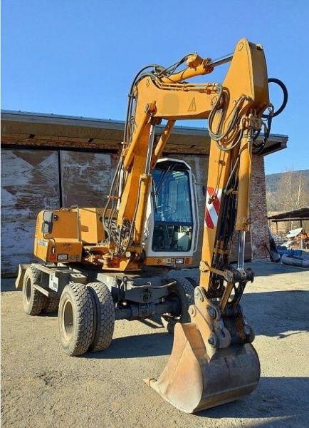 12t kolové rypadlo Liebherr A310 B + příslušenství - 3