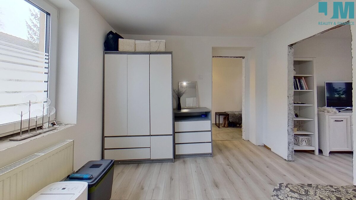 Prodej rodinného domu 130 m², pozemek 1 098 m² Valeč - 3