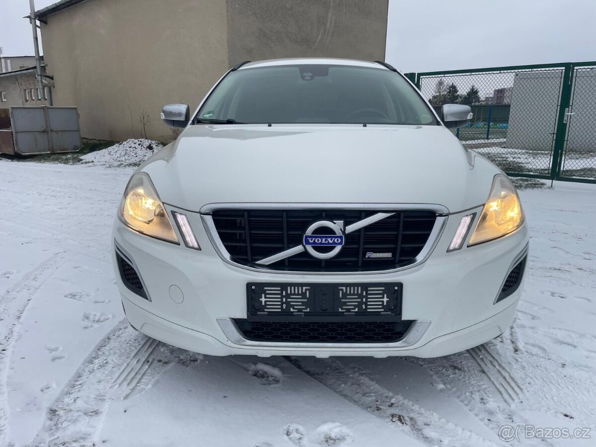 Volvo XC60 2.4 D5 151 kW • AWD 4×4 • R-Design • Manuál • - 3