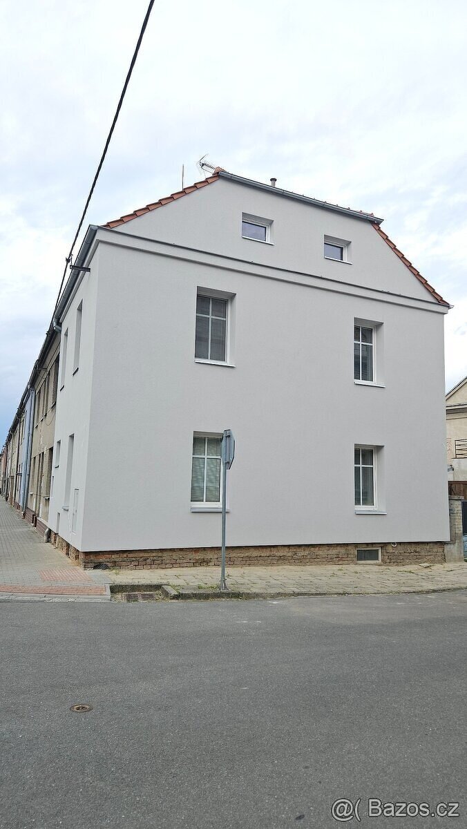 Prodám rodinný dům přímo v Prostějově- perfektní stav - 3