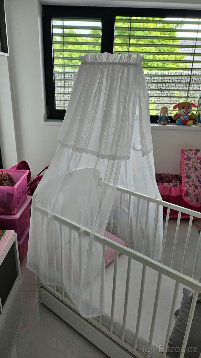 Postýlka s nebesy - 3