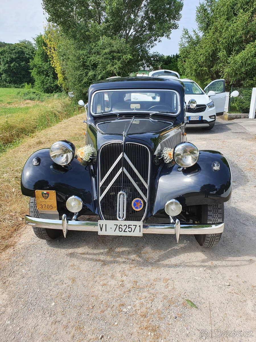 Citroën 11CV traction Prodloužená verze - 3