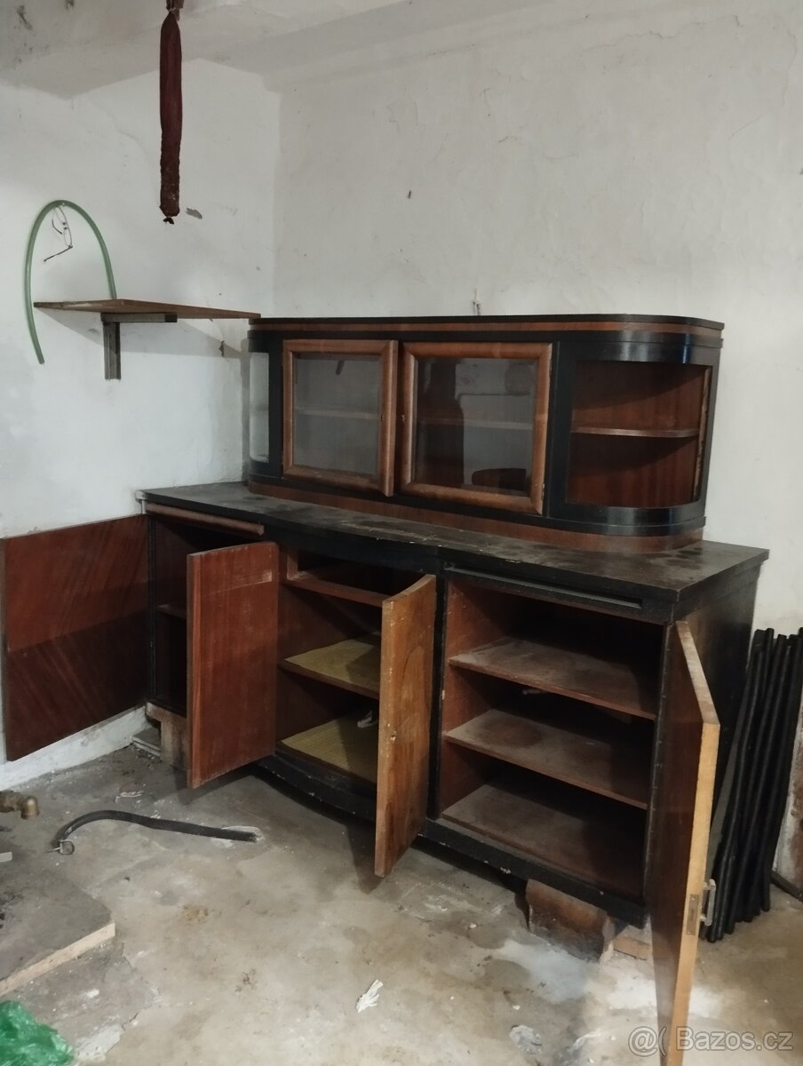 Starožitná skříň na nádobí - 3