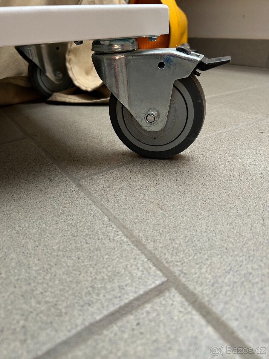 Regál kovový, Policový , na kolečkách. - 3