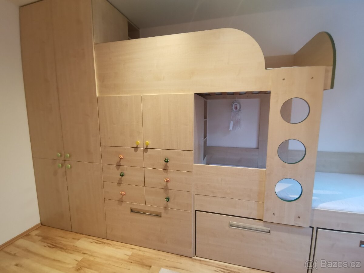 Nábytek do dětského pokoje - set skříně a palanda - 3