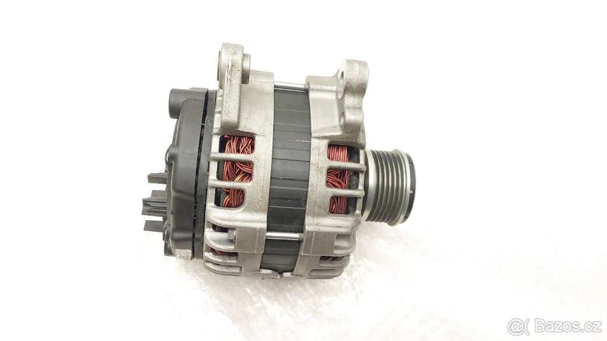NISSAN QASHQAI J10: ALTERNÁTOR 1,5dci K9K 636 - 3