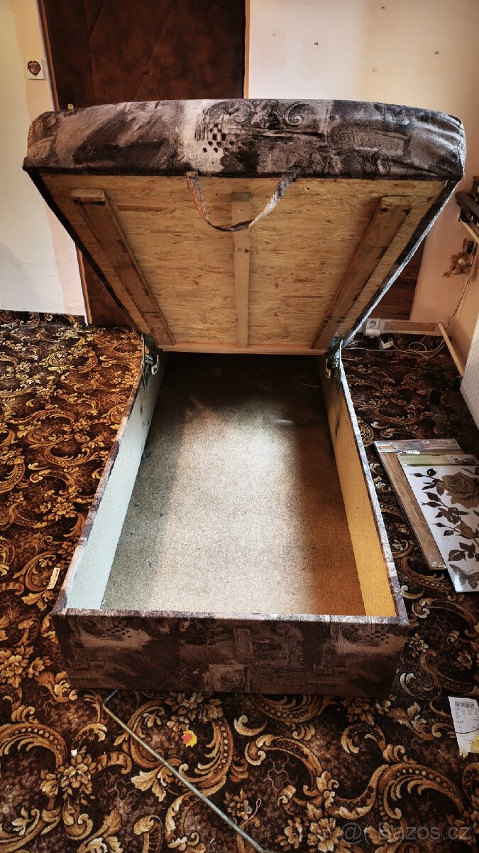 Válenda s úložným prostorem - 3