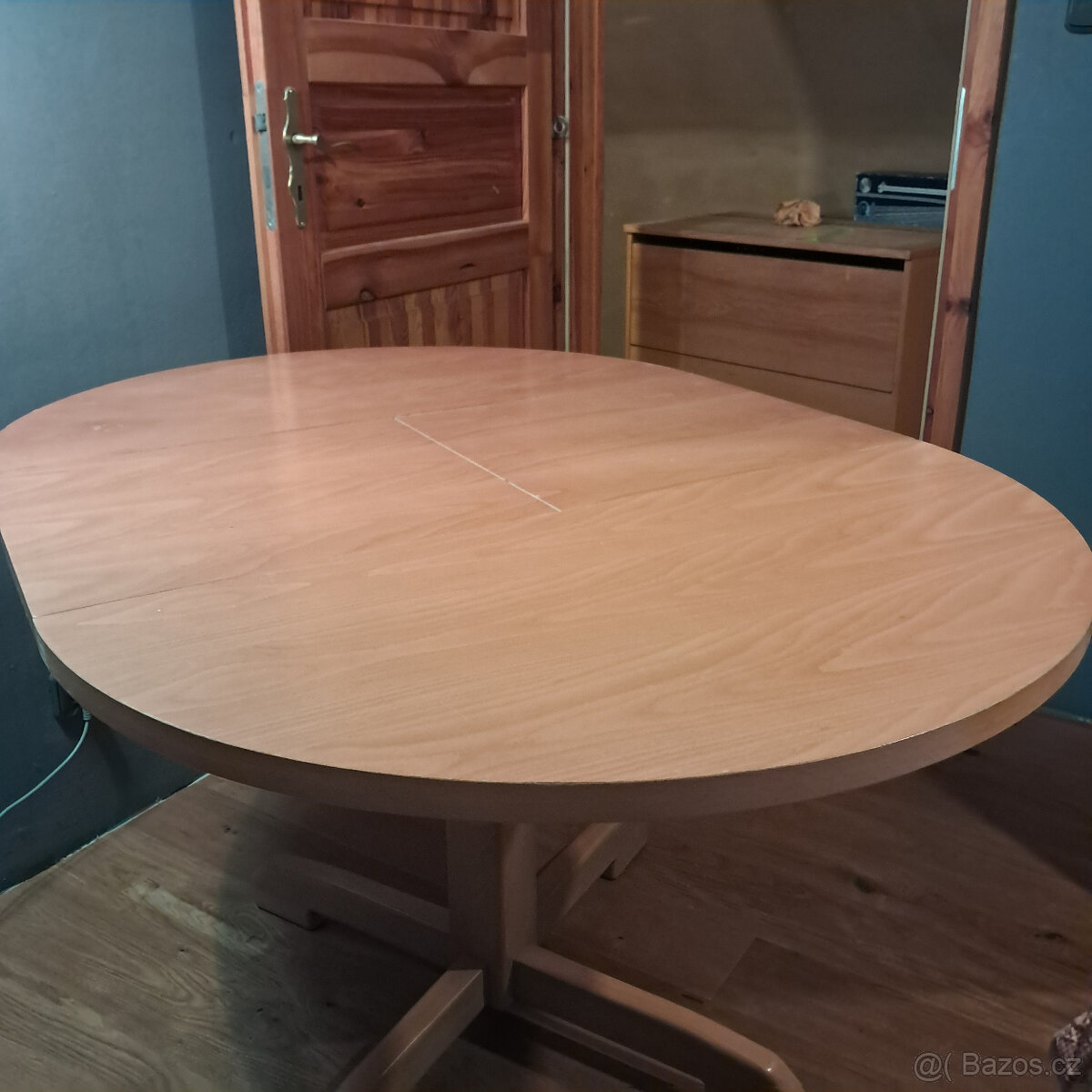 Jidelni stul - rozkladaci - 3