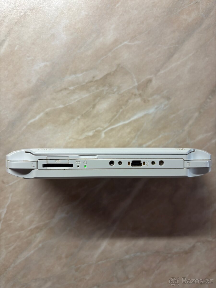 Sony PsP E1004 Street - 3