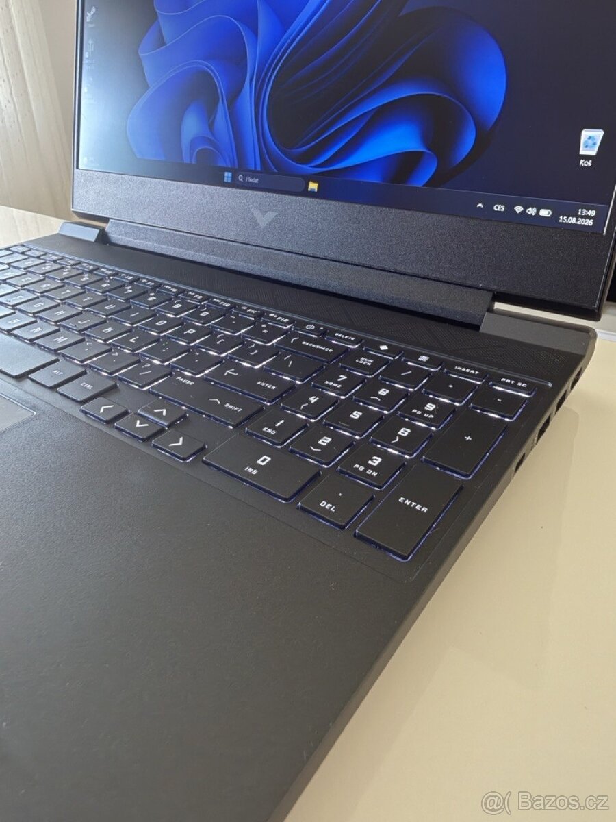 Prodám herní notebook HP VICTUS Gaming 15 - 3