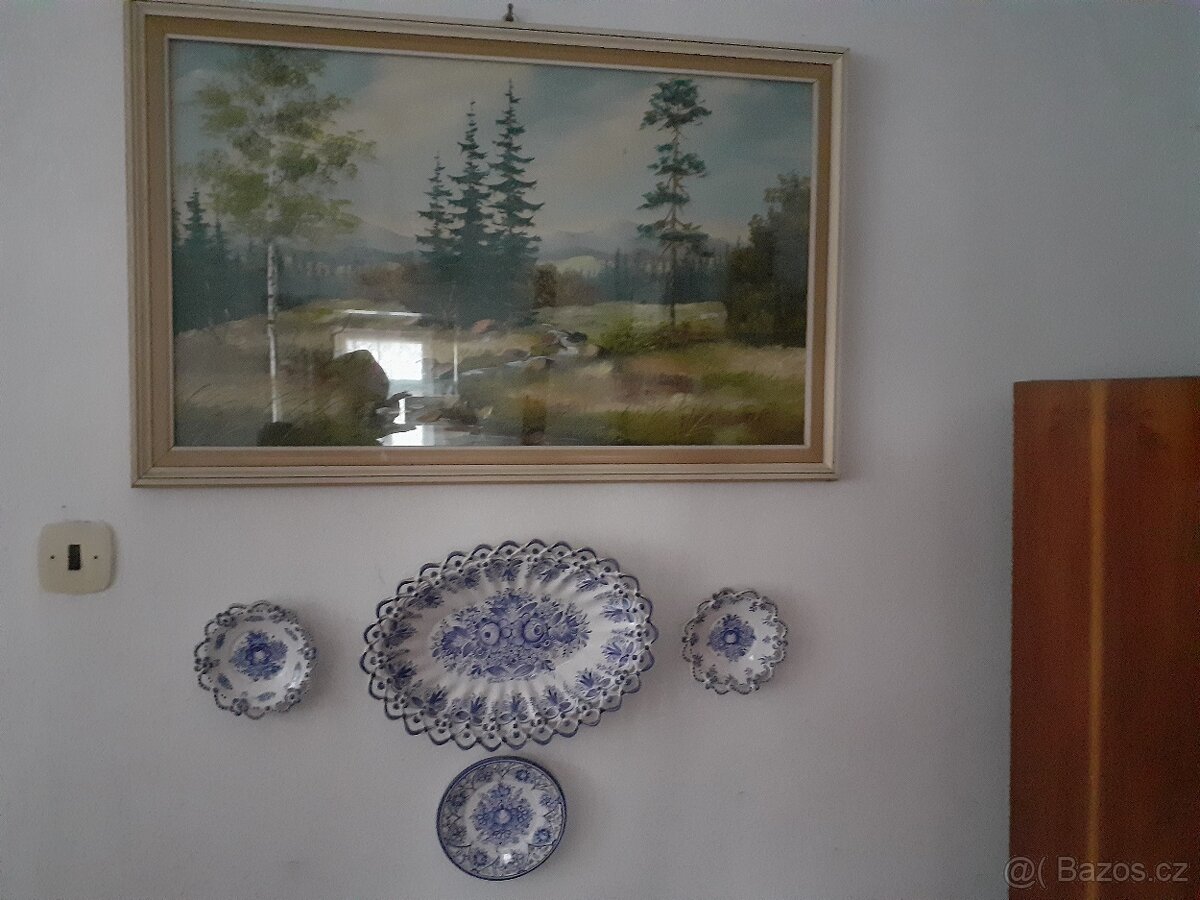 Keramika , růžový porcelán, sošky psů, obrazy - 3