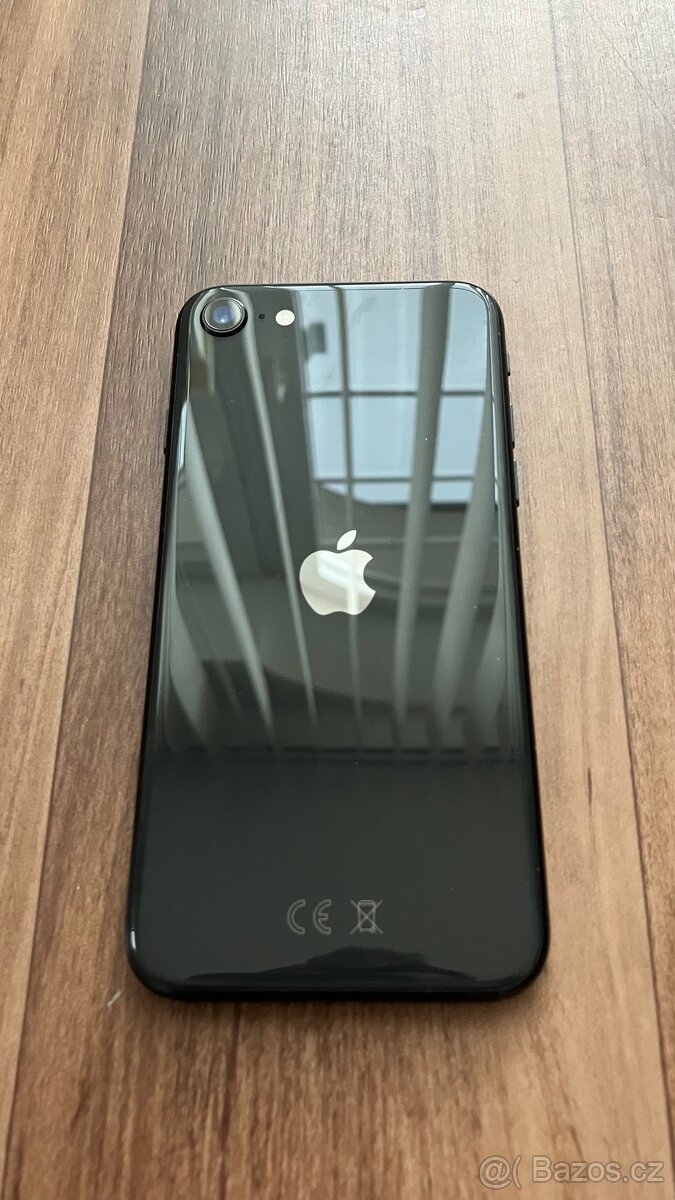 Apple iPhone SE 128Gb top stav - 3