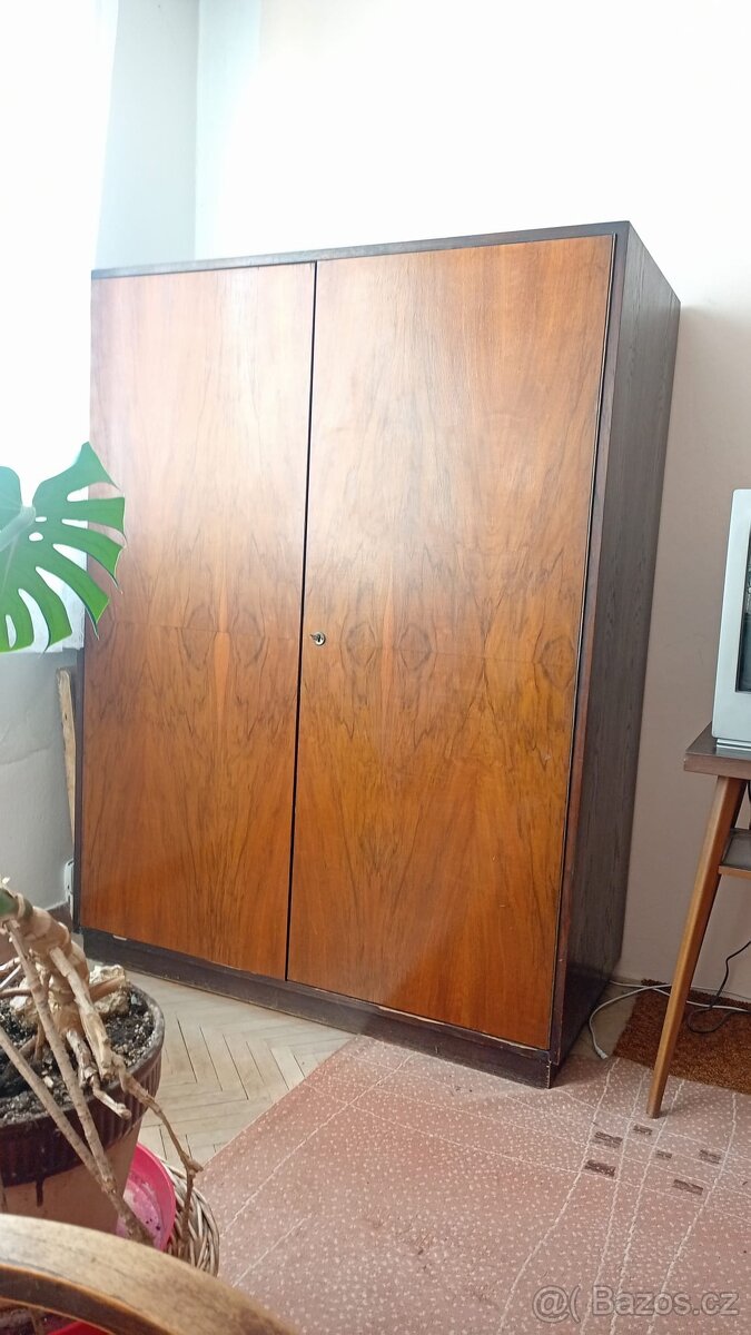 Starý sekretář 50.léta + skříň, velmi dobrý stav. - 3