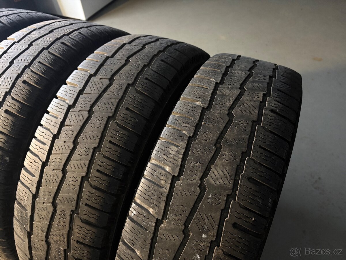 Zimní pneu Michelin 225/75/16C - 3