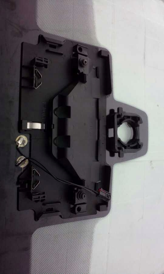 BMW X1 čelní sklo - 3