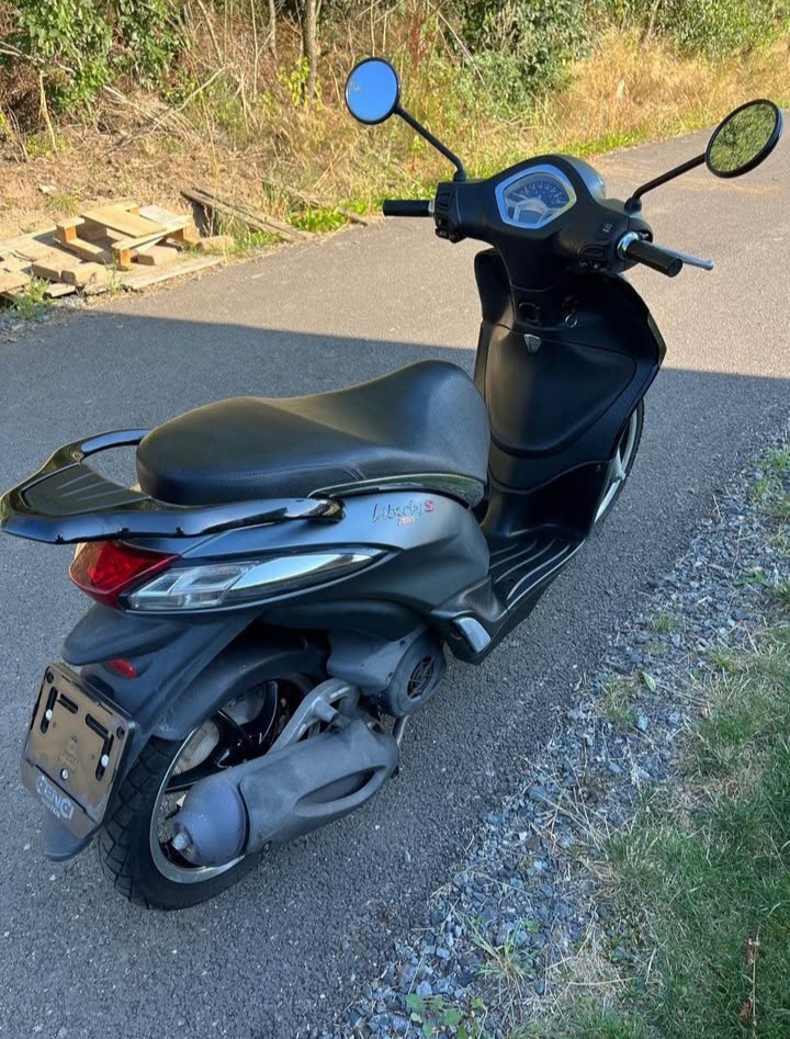 Piaggio Liberty iGET 125 - 3
