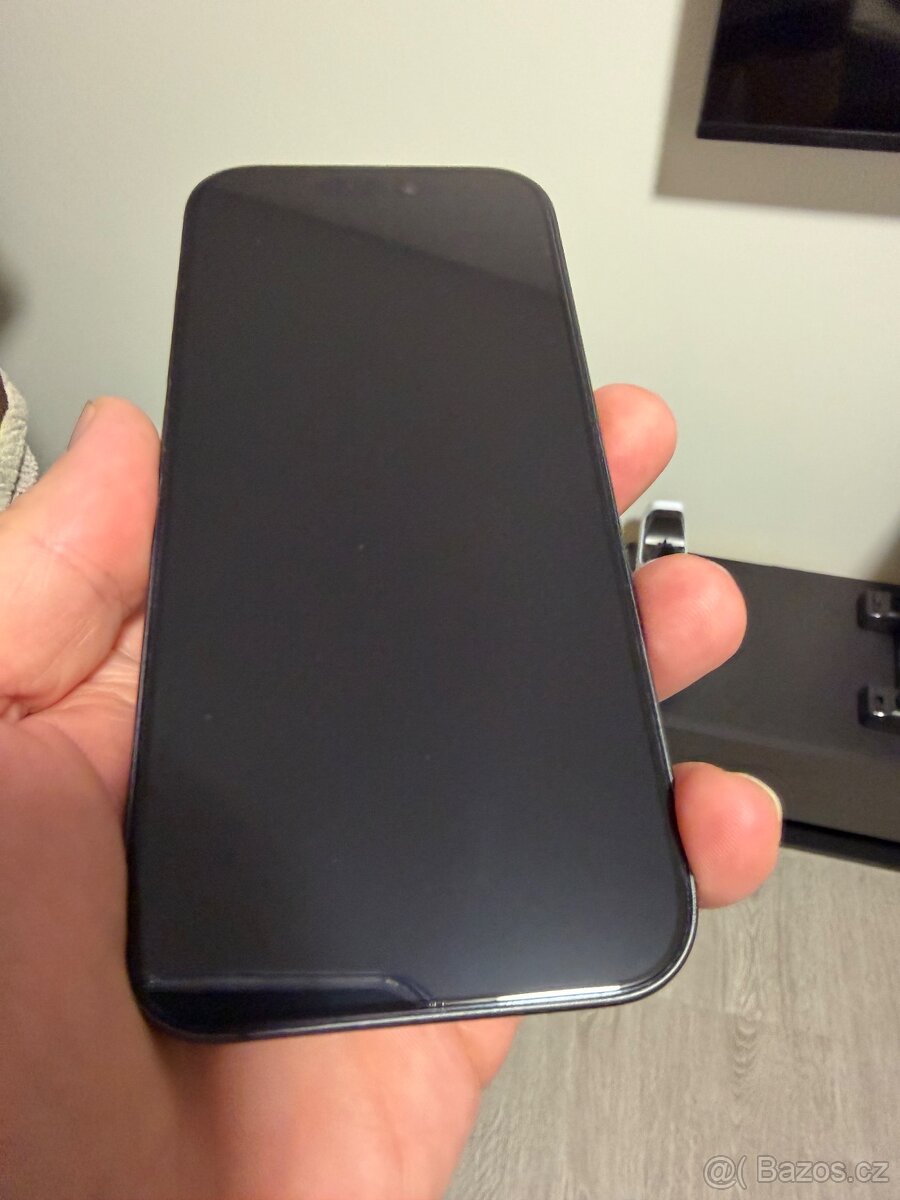 iPhone 17, 256 GB – jako nový, 100% baterie, záruka iStyle - 3