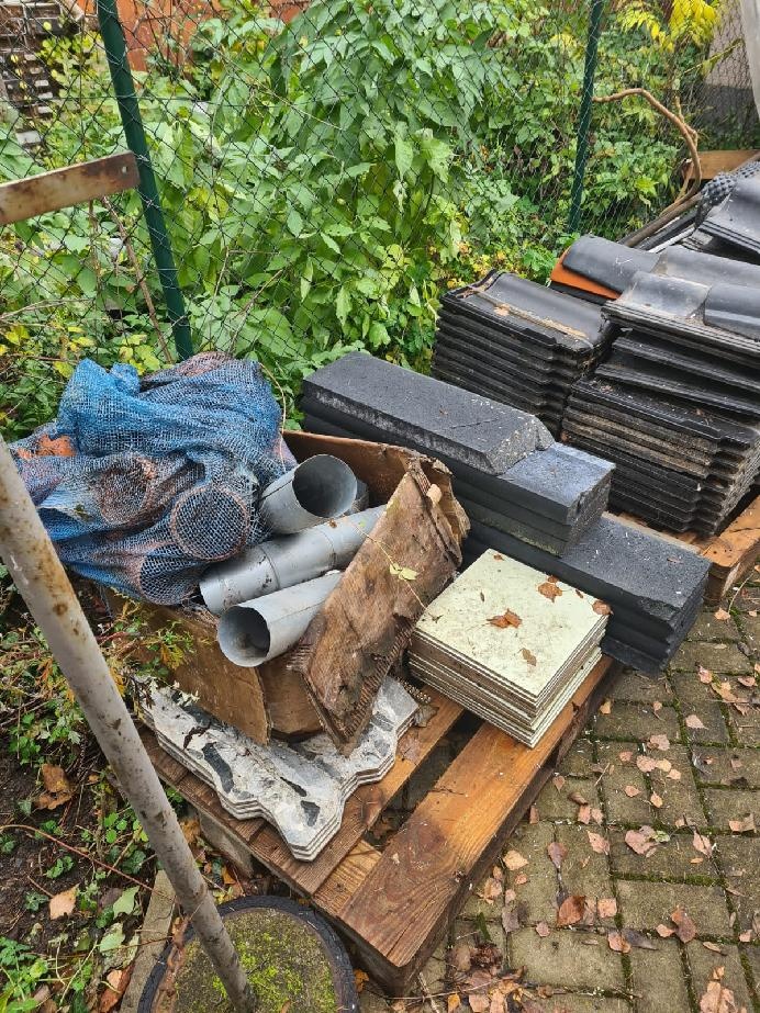 ZBYTKY STAVEBNÍHO MATERIÁLU - 3