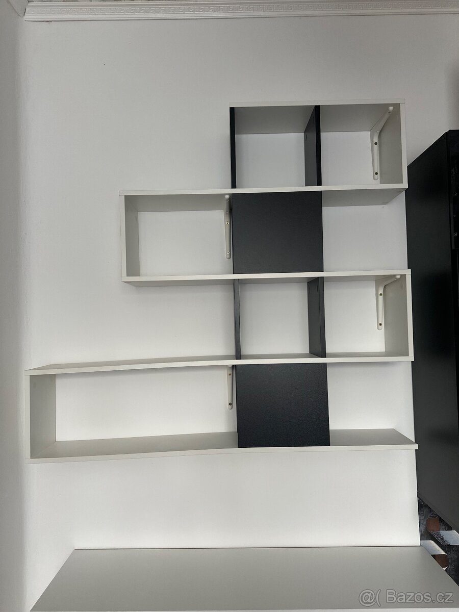 Regál - knihovna - 3